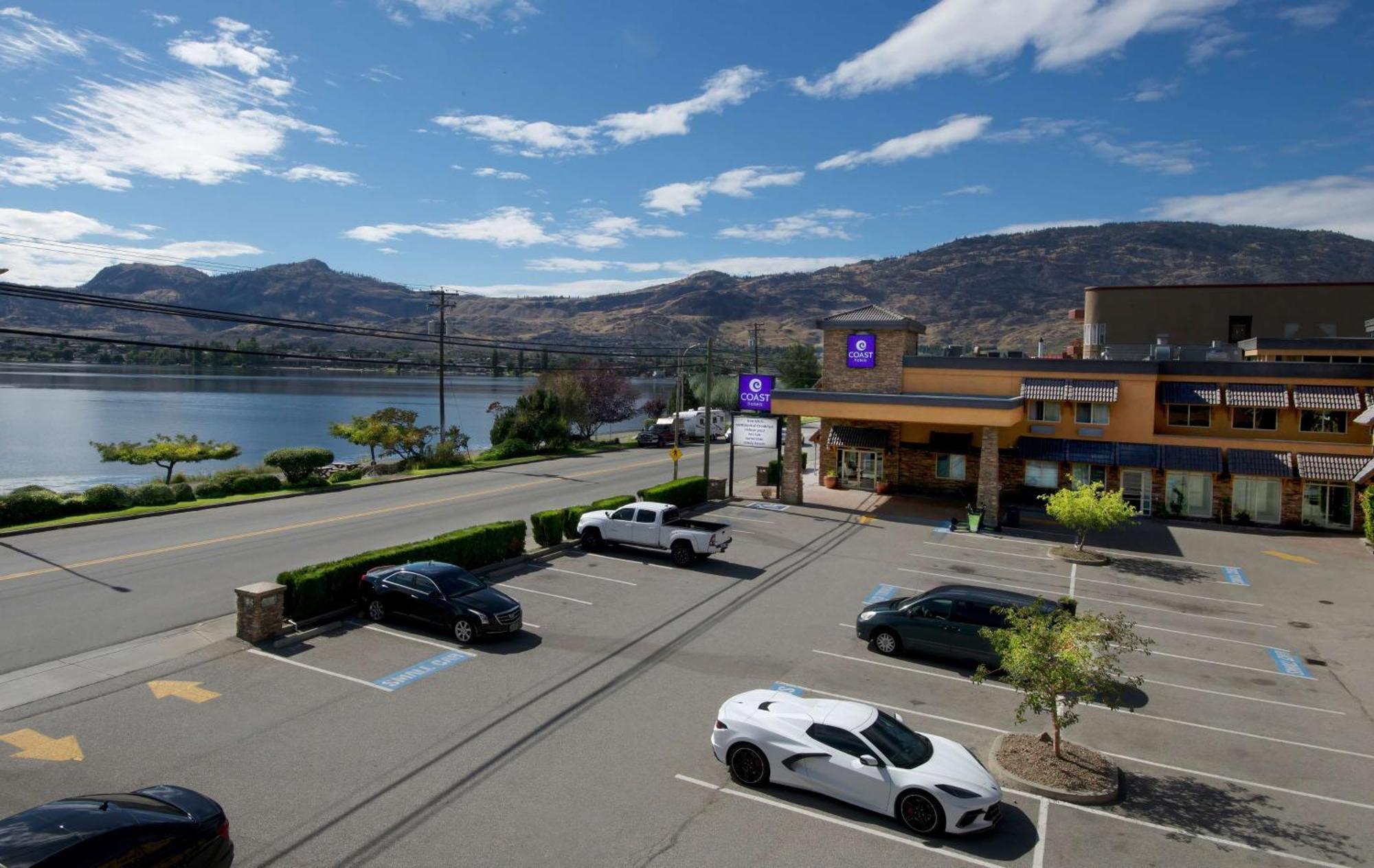 Coast Osoyoos Beach Hotel Exterior photo